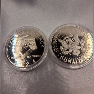TRUMP Silvertone Commemorative CASED 2024 Coins